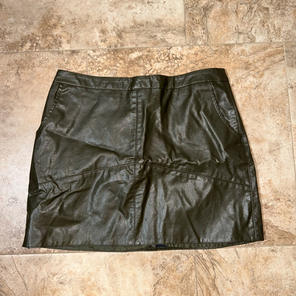 Army Green Mini Skirt-fake leather material
